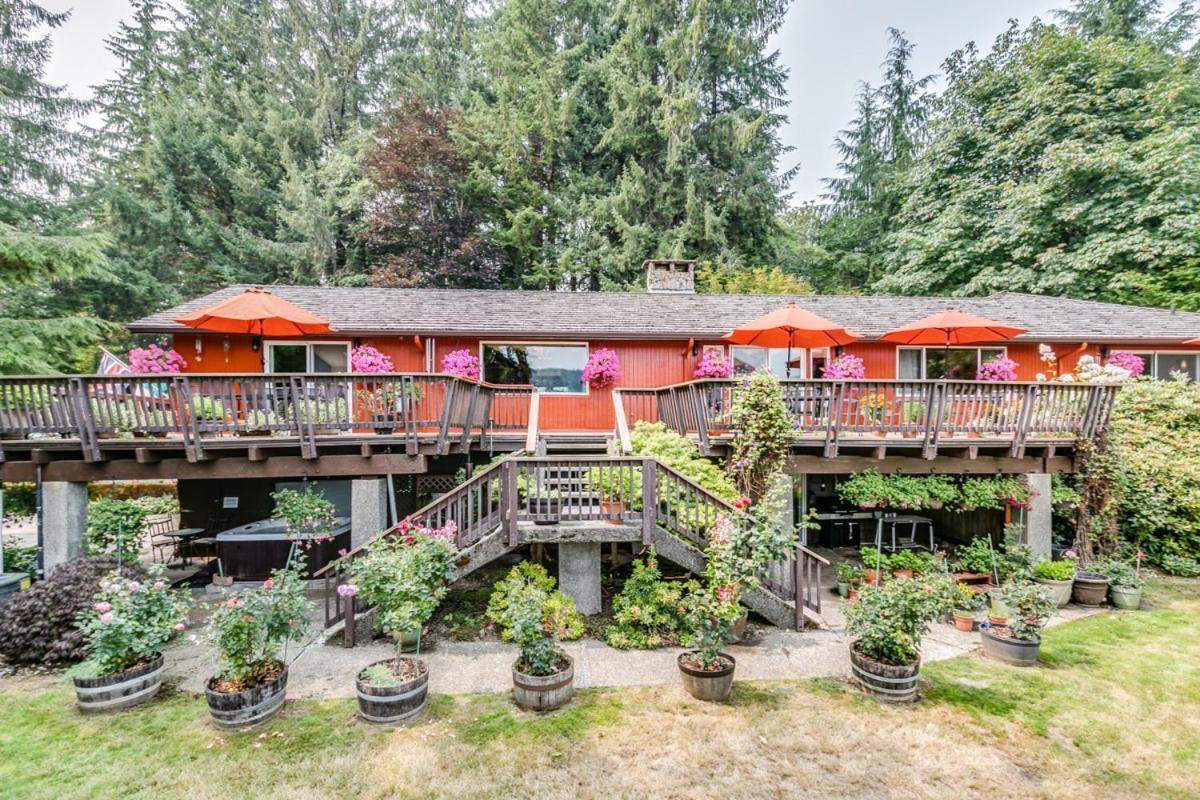 Misty Valley Inn Forks Esterno foto